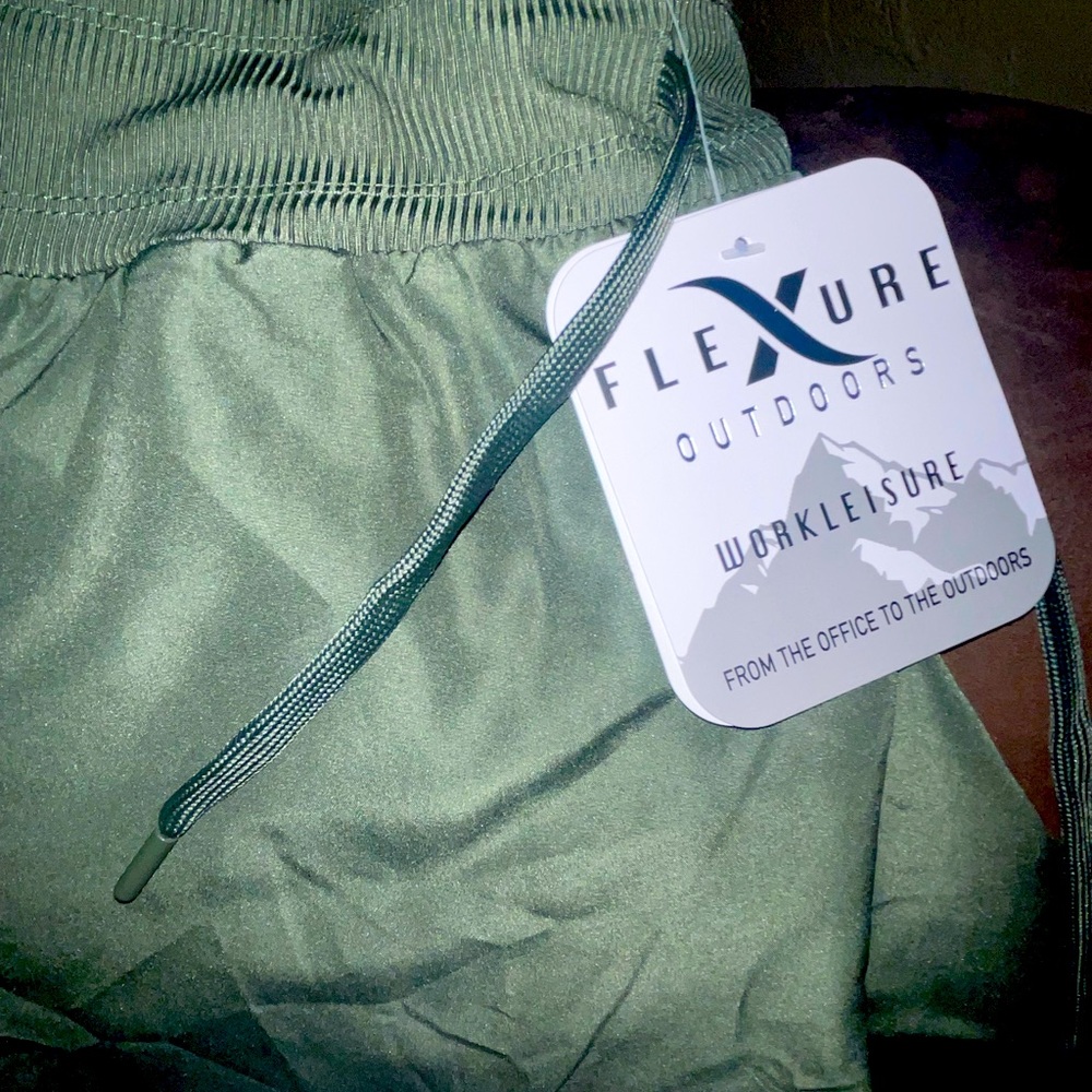 Flexure Super thin outdoor athletic pants.
